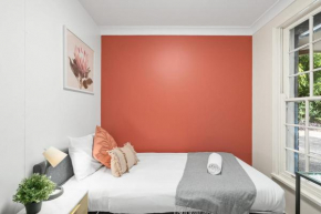 Detached Single Room - Central Spot in Pymble - Shared Bathroom